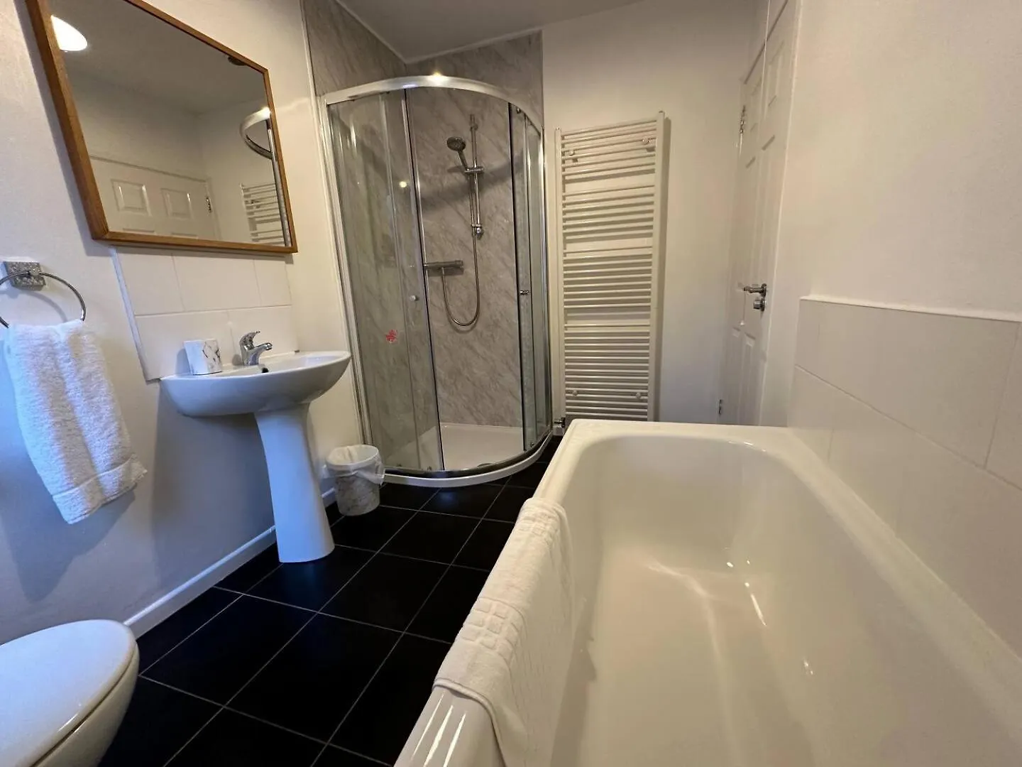 2Br Stylish Ormeau Road House Villa Belfast Tatil Evi